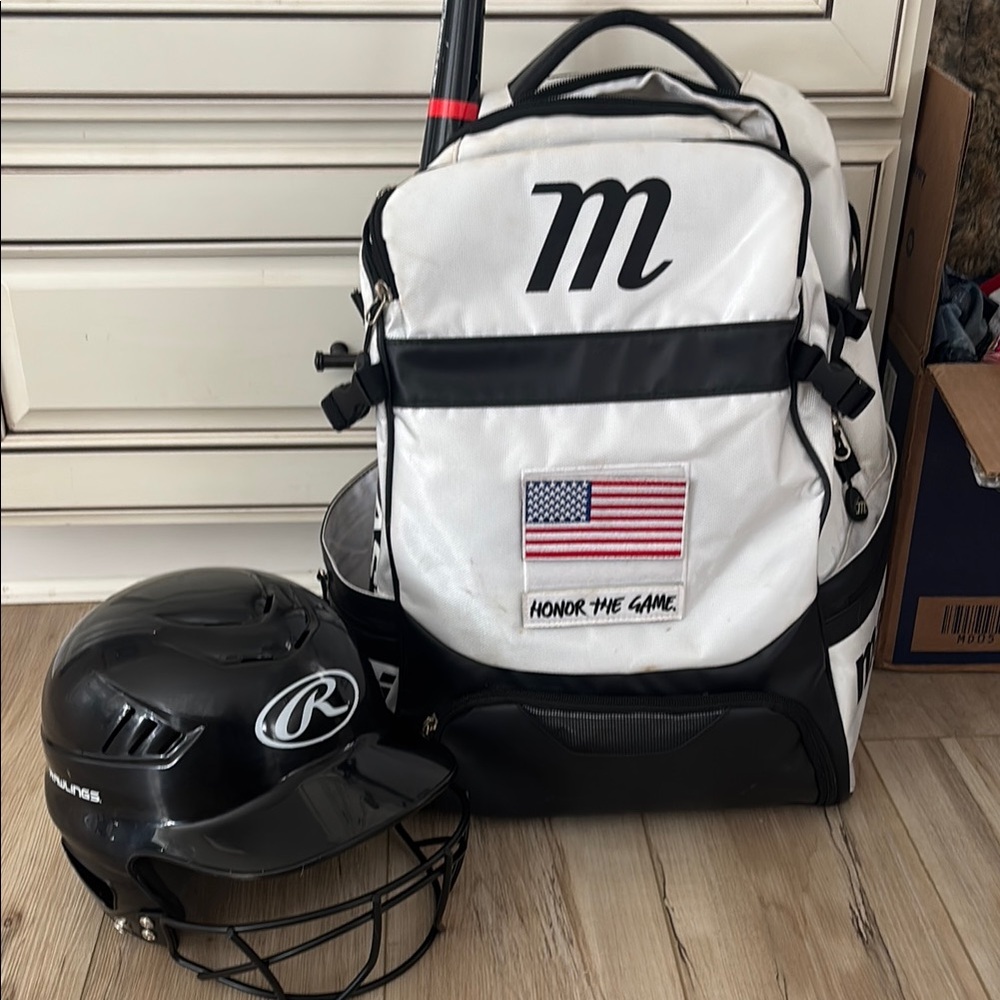 Rawlings Baseball Helmet and M Backpack
